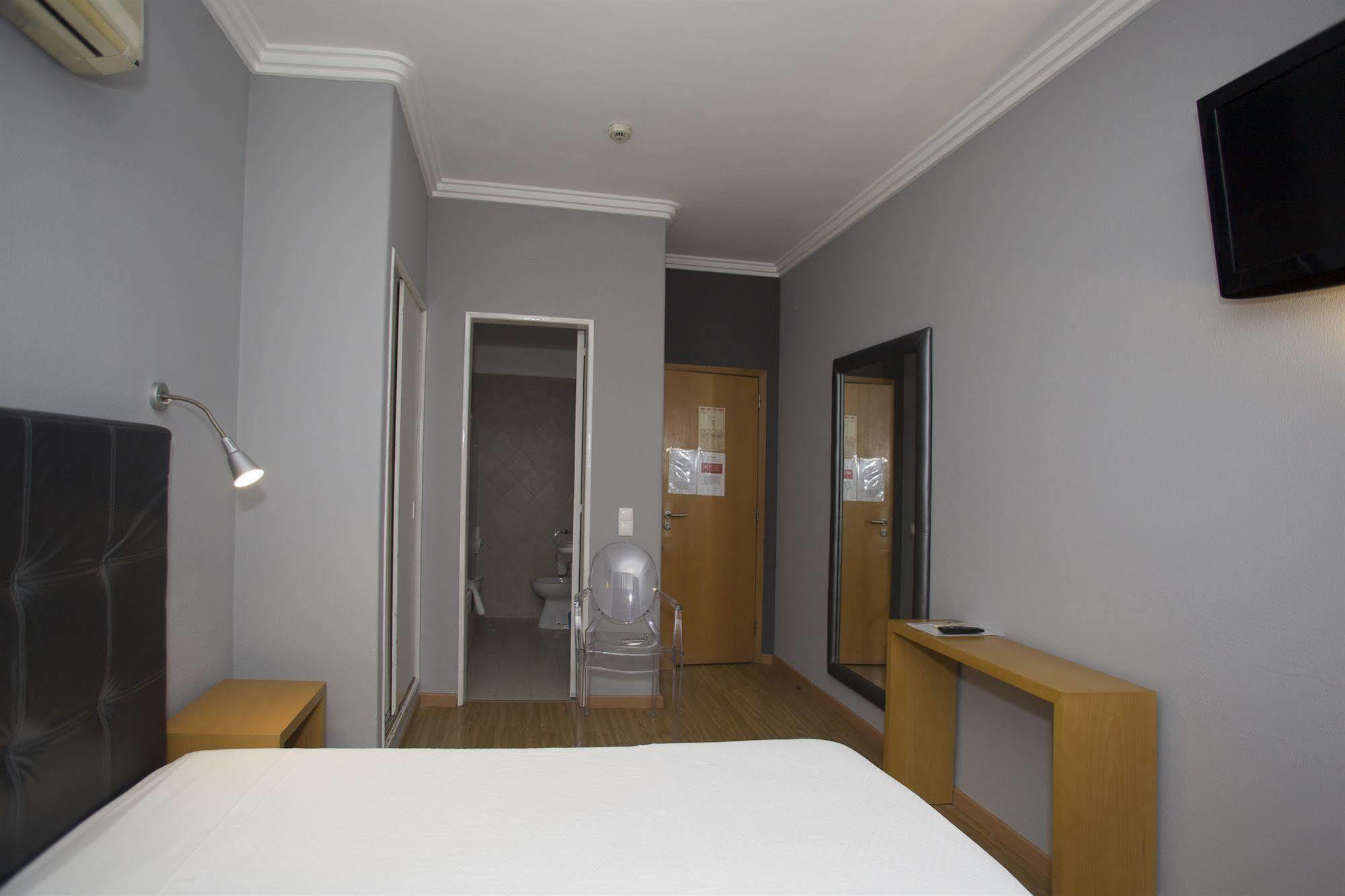 Hotel Capital Lisboa Екстериор снимка