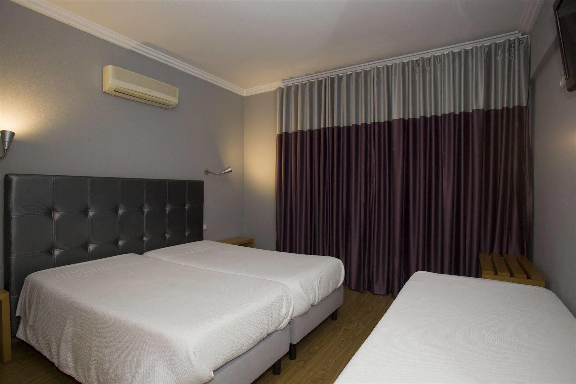 Hotel Capital Lisboa Екстериор снимка