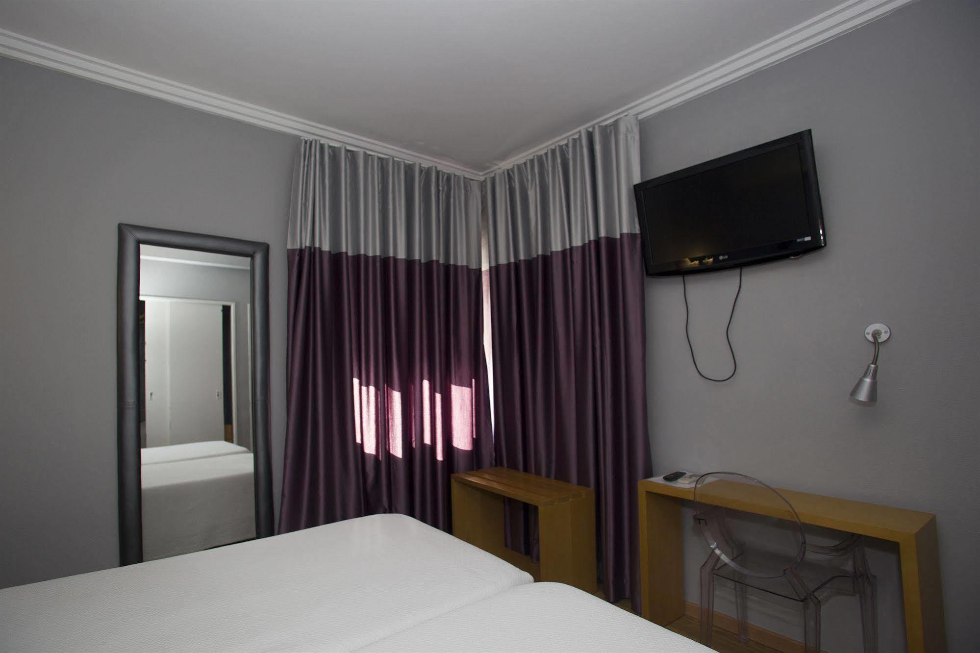 Hotel Capital Lisboa Екстериор снимка